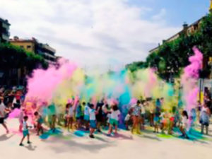 holy-holi-juegos-agua-verano-piscinas-espectacles-espectaculos-contratar-barcelona-animacion-animacio-cultura-nens-festes-fiestas-7